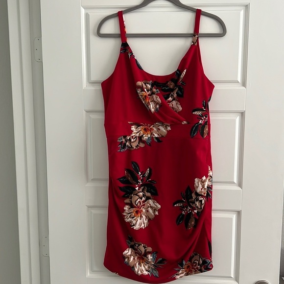 Curlbiuty Red Floral Bodycon Ruched Surplice Neck Knee Length Stretch Dress - Picture 2 of 7